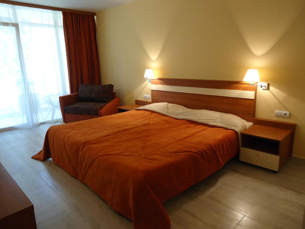 Glicinia Hotel Золотые Пески Номер фото
